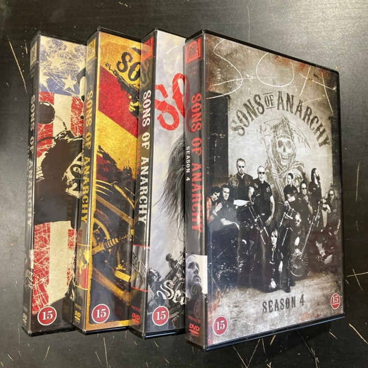 Sons Of Anarchy - Kaudet 1-4 16DVD (VG-VG+/M-) -tv-sarja-